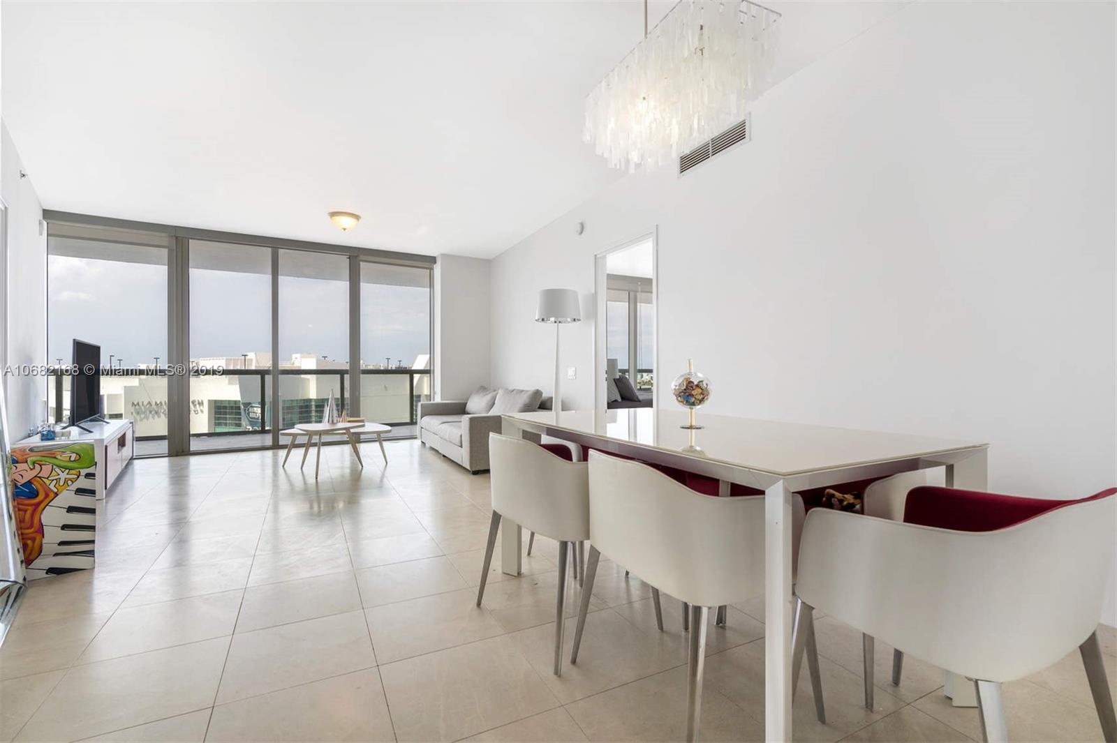 450 Alton Road, Unit 810 Miami Beach, FL 33139 - Photo 10 of 23