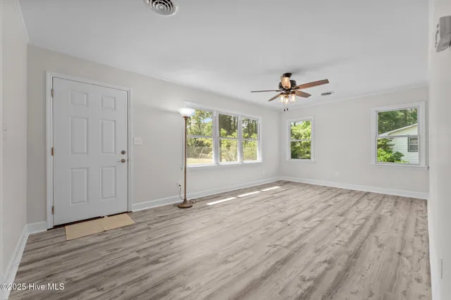 $450,000 | 132 Ward Lane, Manteo, NC 27954