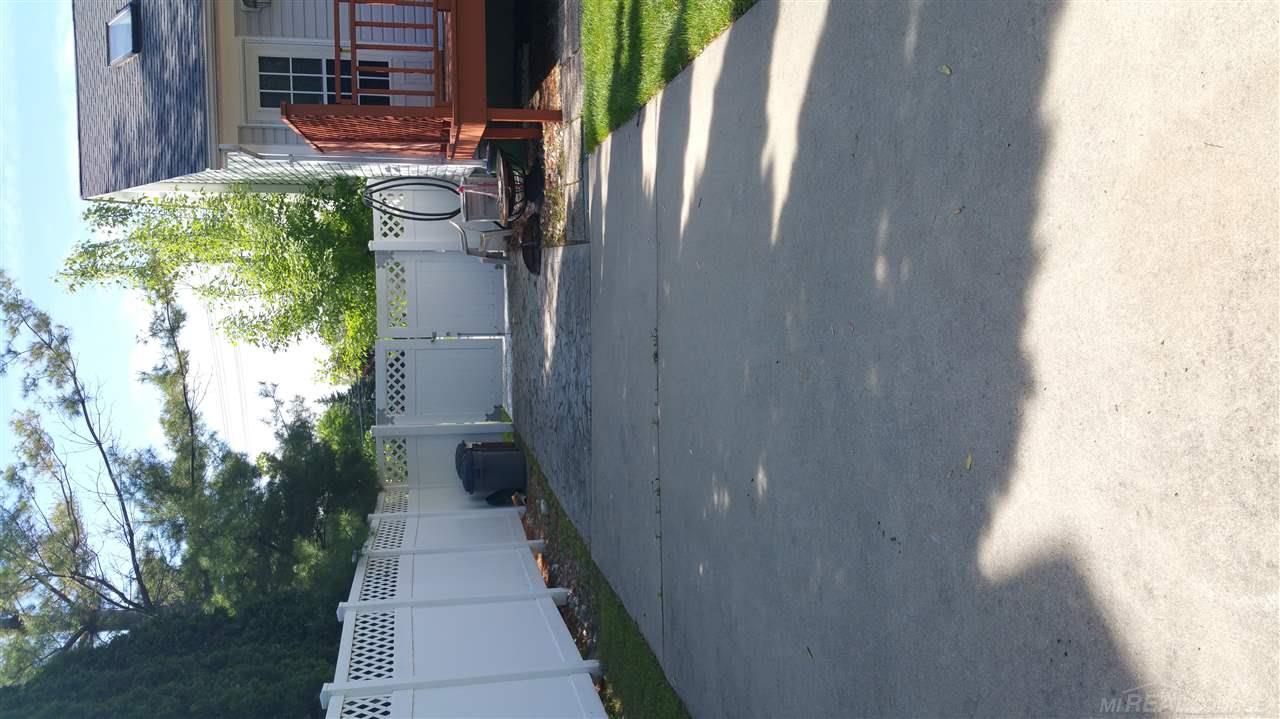 462 South Boulevard Rochester, MI 48307 - Photo 55 of 64 31243782-54.JPG