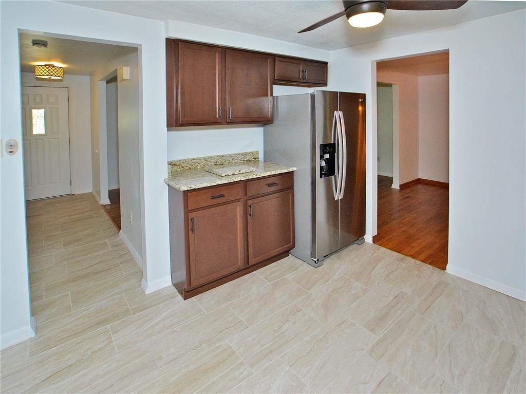 1049 Harvard Road Monroeville, PA 15146 - Photo 4 of 25 Gallery Image 4