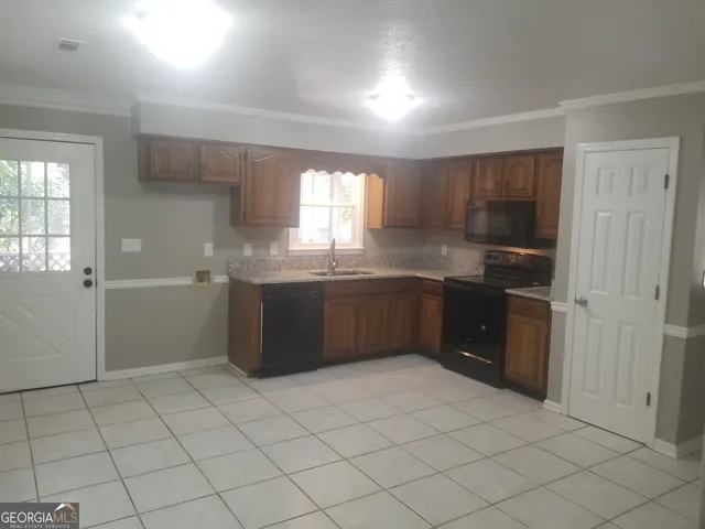 $1,200 | 112 Villas Lane, Rome, GA 30165