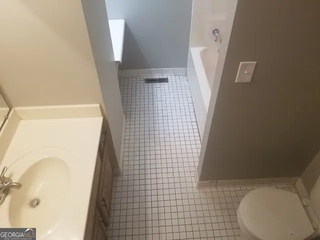 $1,200 | 112 Villas Lane, Rome, GA 30165