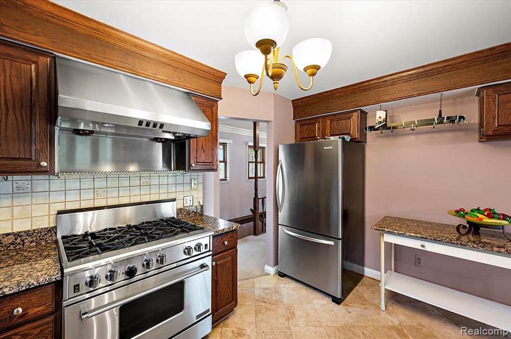 847 Leinster Road Rochester, MI 48309 - Photo 20 of 48