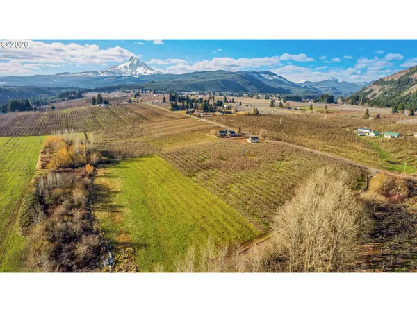 $700,000 | 4975 Green Road, Hood River, OR 97031