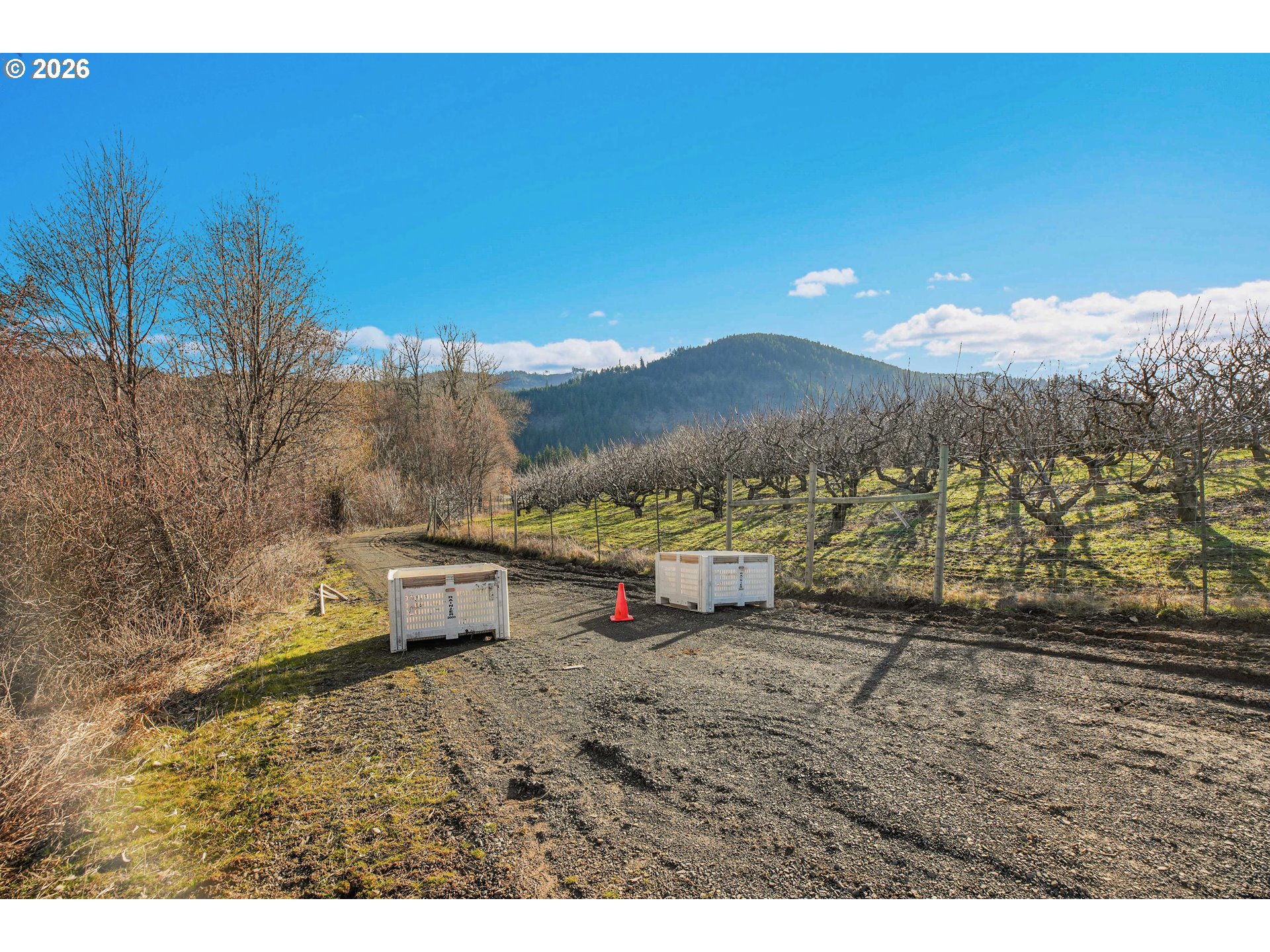 4975 Green Road Hood River, OR 97031 - Photo 13 of 35