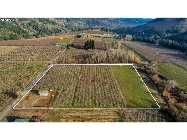 $700,000 | 4975 Green Road, Hood River, OR 97031