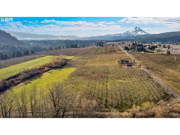 $700,000 | 4975 Green Road, Hood River, OR 97031