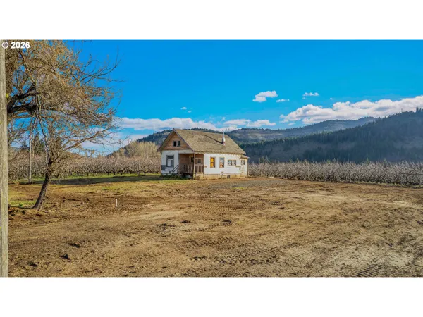 $700,000 | 4975 Green Road, Hood River, OR 97031