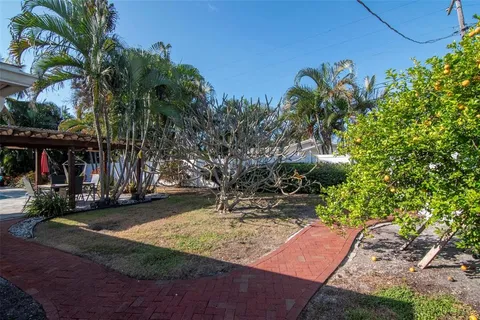 $900,000 | 3991 38th Way South, St. Petersburg, FL 33711