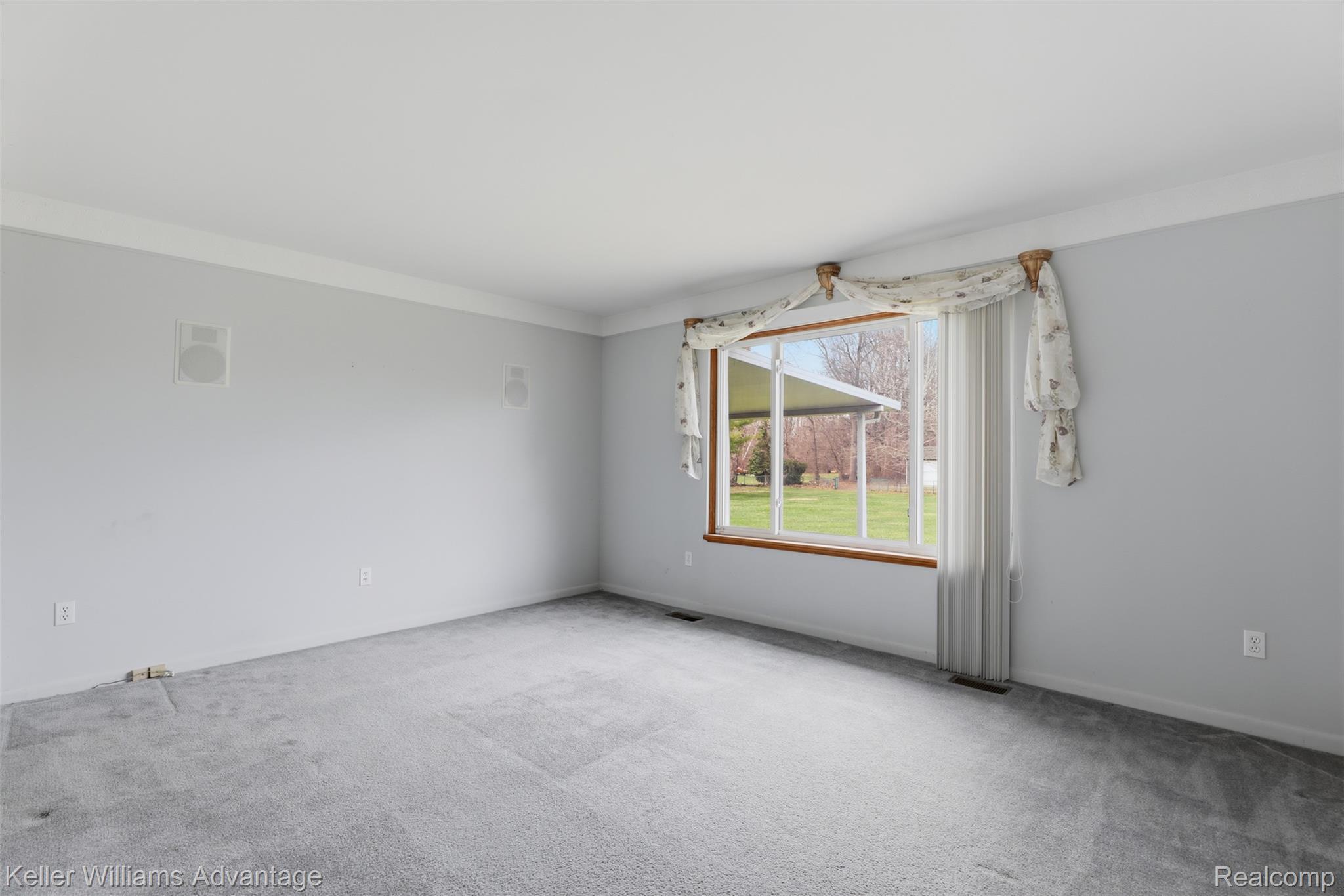 28800 Sibley Road Romulus, MI 48174 - Photo 24 of 60 17_28800 sibley rd-15.jpg