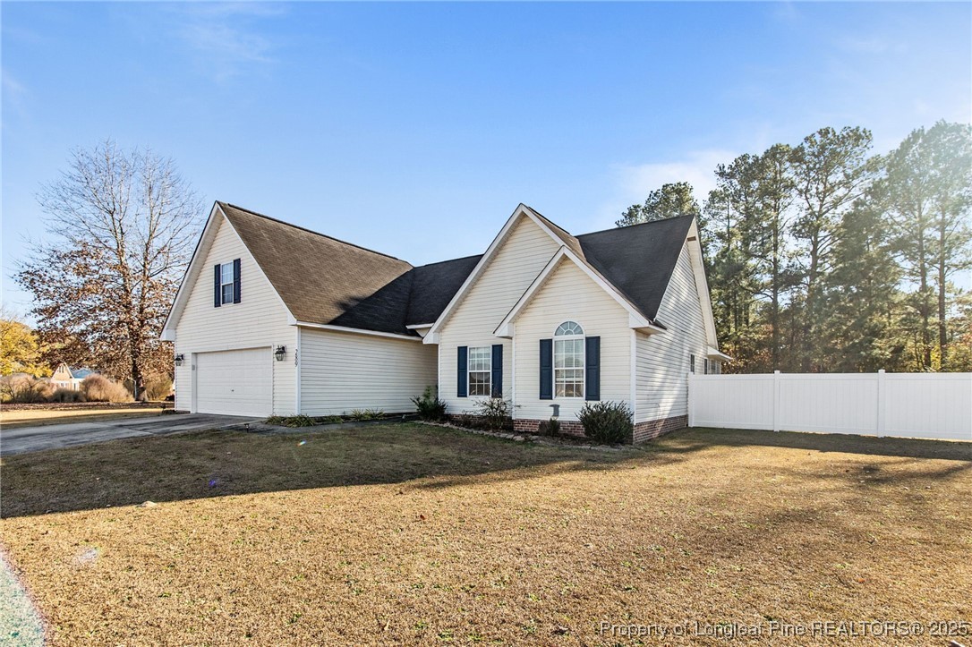 289 Rushmore Court Raeford, NC 28376 - Photo 4 of 35