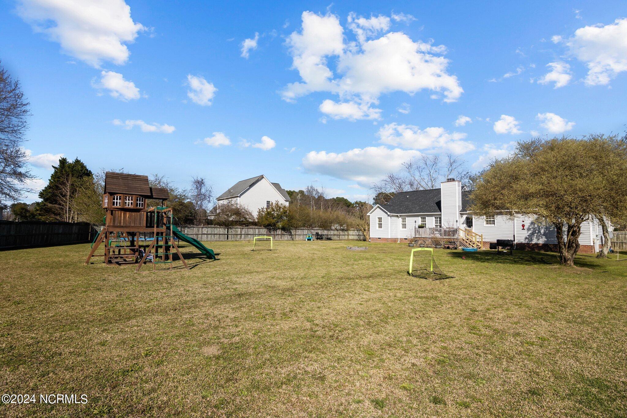 4402 Corey Road Winterville, NC 28590 - Photo 4 of 41 5-web-or-mls-BLS_0010