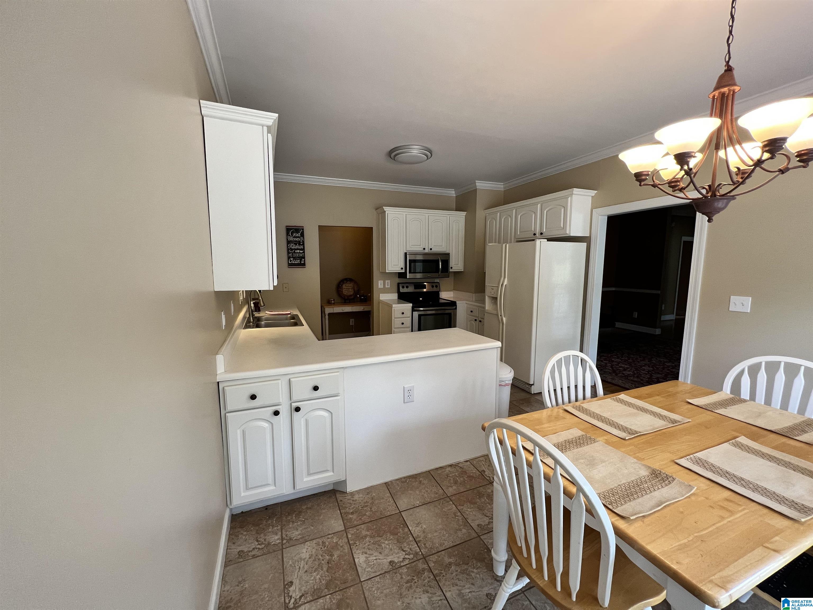 6279 Canterbury Road Pinson, AL 35126 - Photo 5 of 28