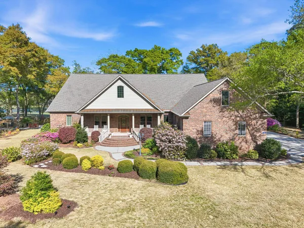 $1,625,000 | 140 Heritage Drive, Pawleys Island, SC 29585