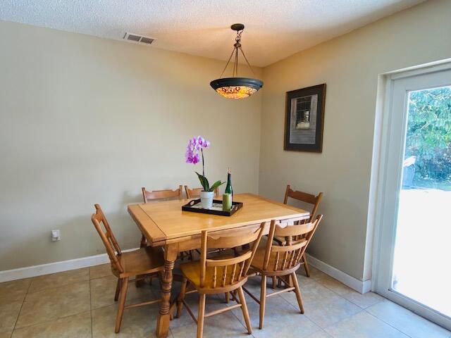 11129 Mandarin Street Boca Raton, FL 33428 - Photo 6 of 20 Dining area