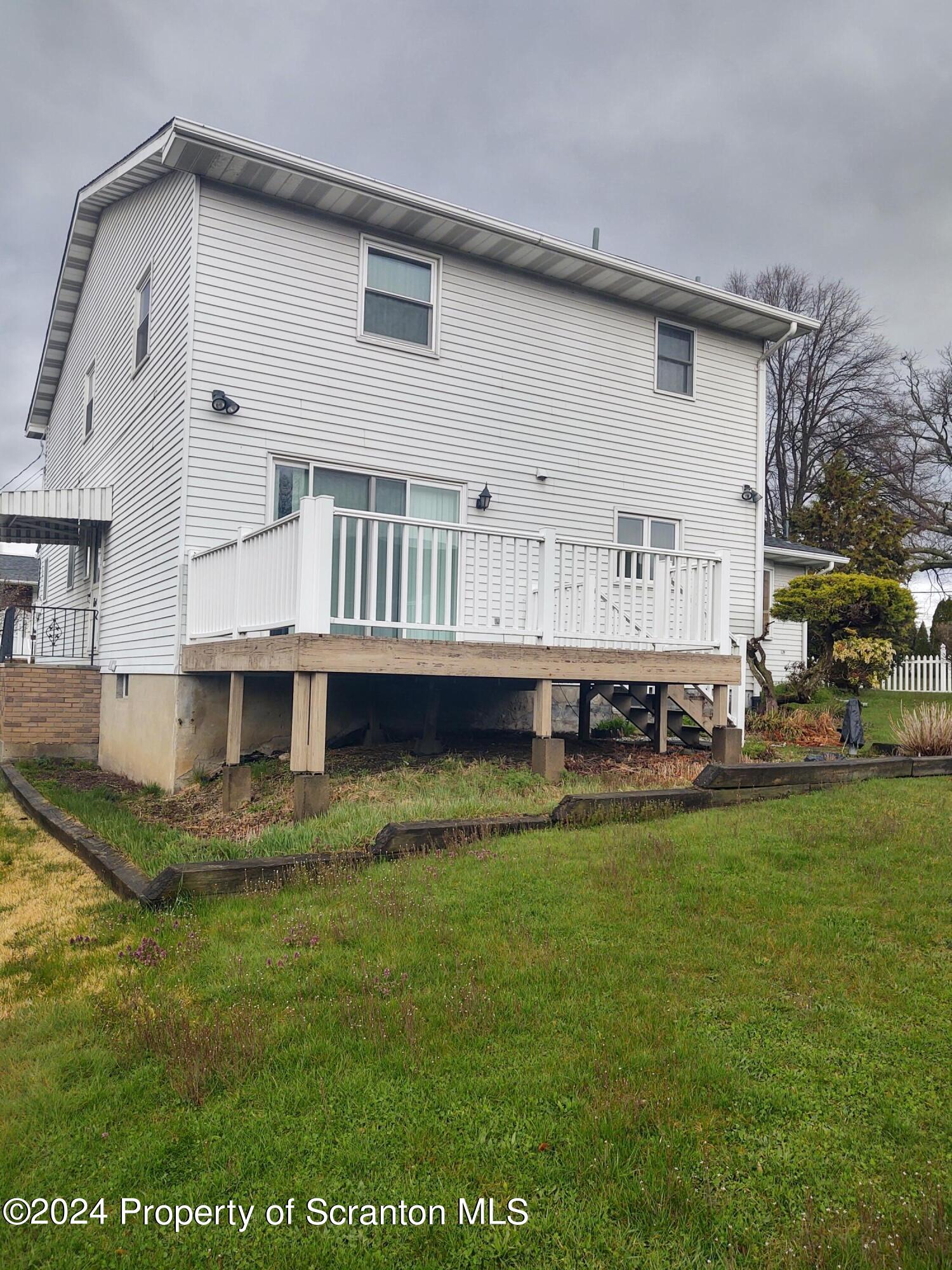 2 Keystone Road Wilkes Barre, PA 18706 - Photo 6 of 52 Gallery Image 6