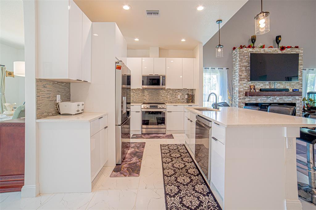 7035 Brickell Court Spring Hill, FL 34609 - Photo 7 of 33