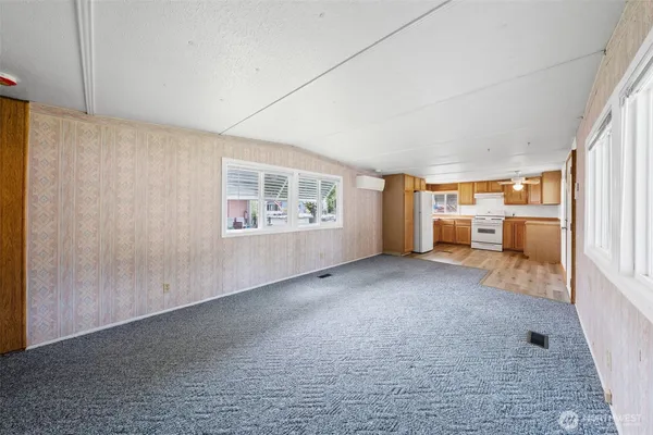 $65,900 | 930 Trosper Road Southwest, Unit 33, Tumwater, WA 98512