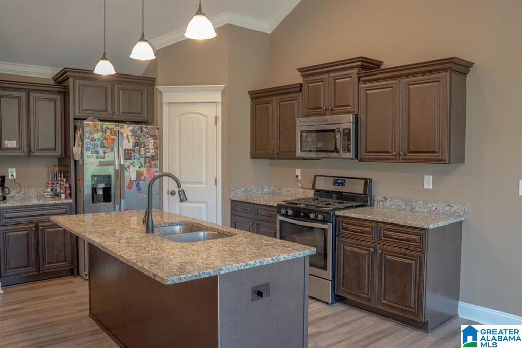 1005 Spg Vw Lane Clanton, AL 35045 - Photo 6 of 23
