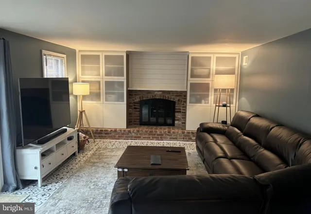 $5,000 | 7000 Old Cabin Lane, Rockville, MD 20852