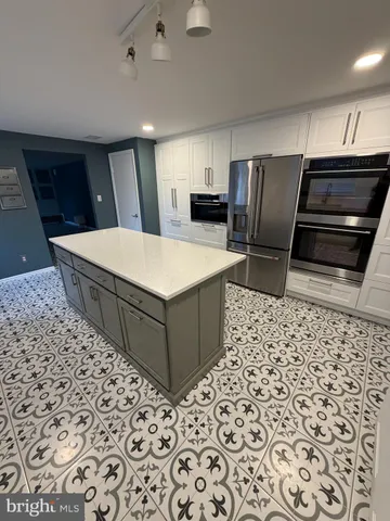 $5,000 | 7000 Old Cabin Lane, Rockville, MD 20852