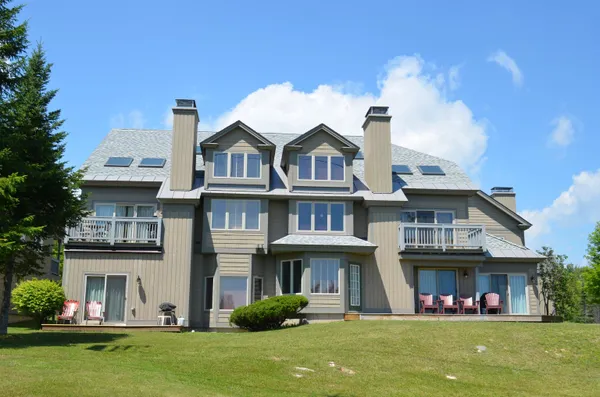 $695,000 | 81 Daybreak Drive, Unit I 103, Ludlow, VT 05149