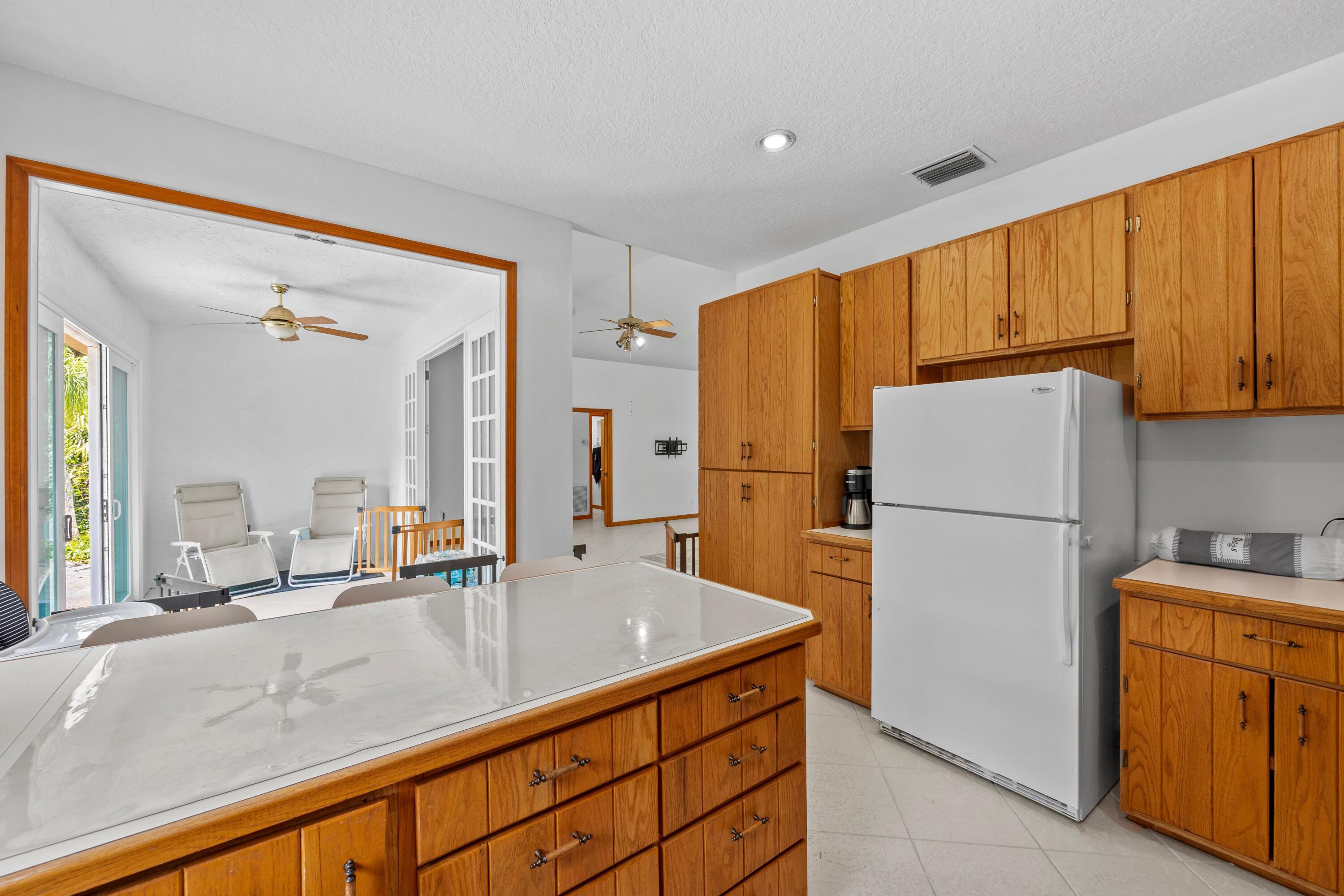 4860 Windmill Road Loxahatchee, FL 33470 - Photo 6 of 16 TXj_8OWU