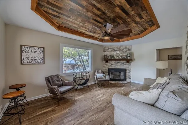 $490,000 | 28247 Cove Drive, Lincoln, MO 65338