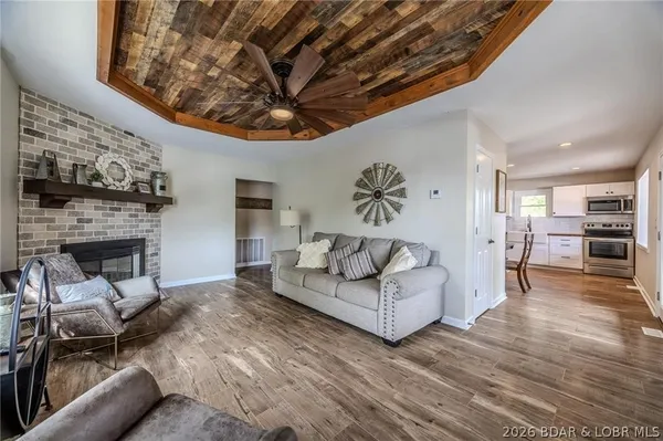 $490,000 | 28247 Cove Drive, Lincoln, MO 65338