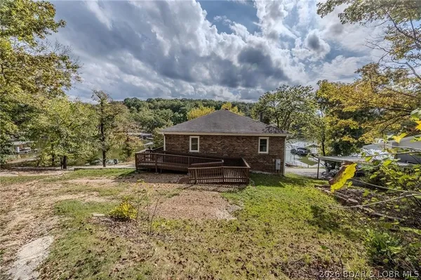 $490,000 | 28247 Cove Drive, Lincoln, MO 65338