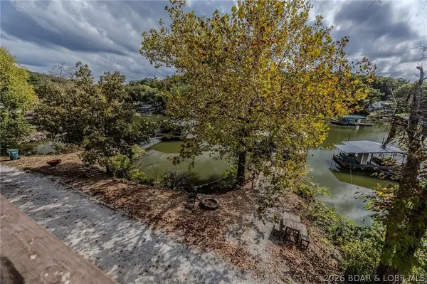 $490,000 | 28247 Cove Drive, Lincoln, MO 65338