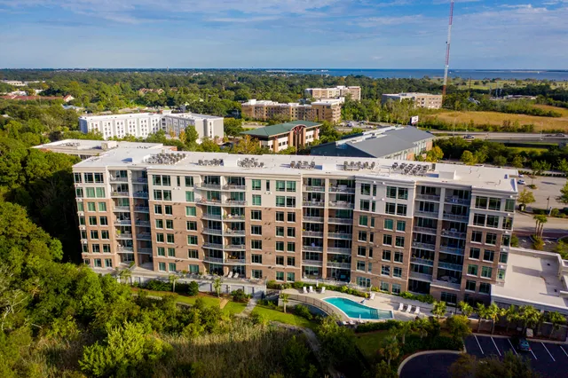 $3,500 | 155 Wingo Way, Unit 413, Mount Pleasant, SC 29464