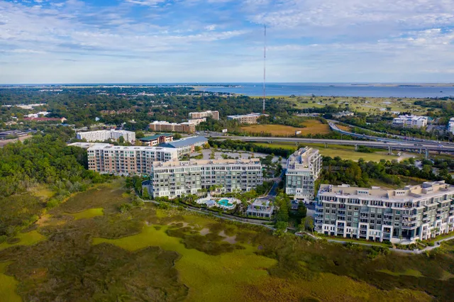 $3,500 | 155 Wingo Way, Unit 413, Mount Pleasant, SC 29464