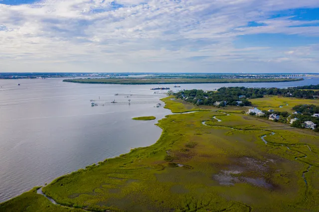 $3,500 | 155 Wingo Way, Unit 413, Mount Pleasant, SC 29464