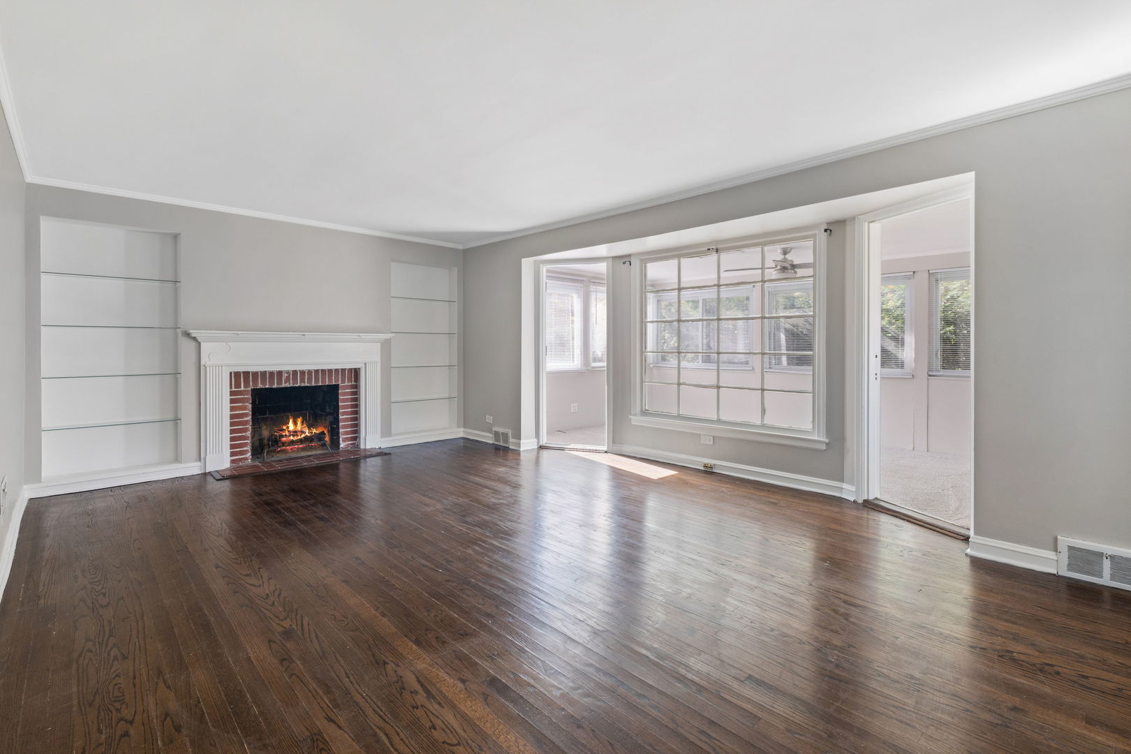 1021 South Seminary Avenue Park Ridge, IL 60068 - Photo 8 of 26 Gallery Image 8