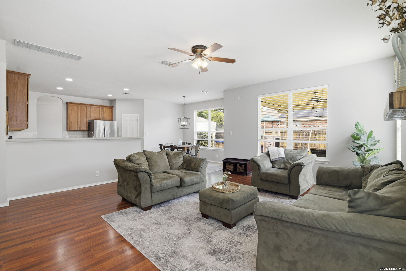 8423 Feather Trail Helotes, TX 78023 - Photo 7 of 36