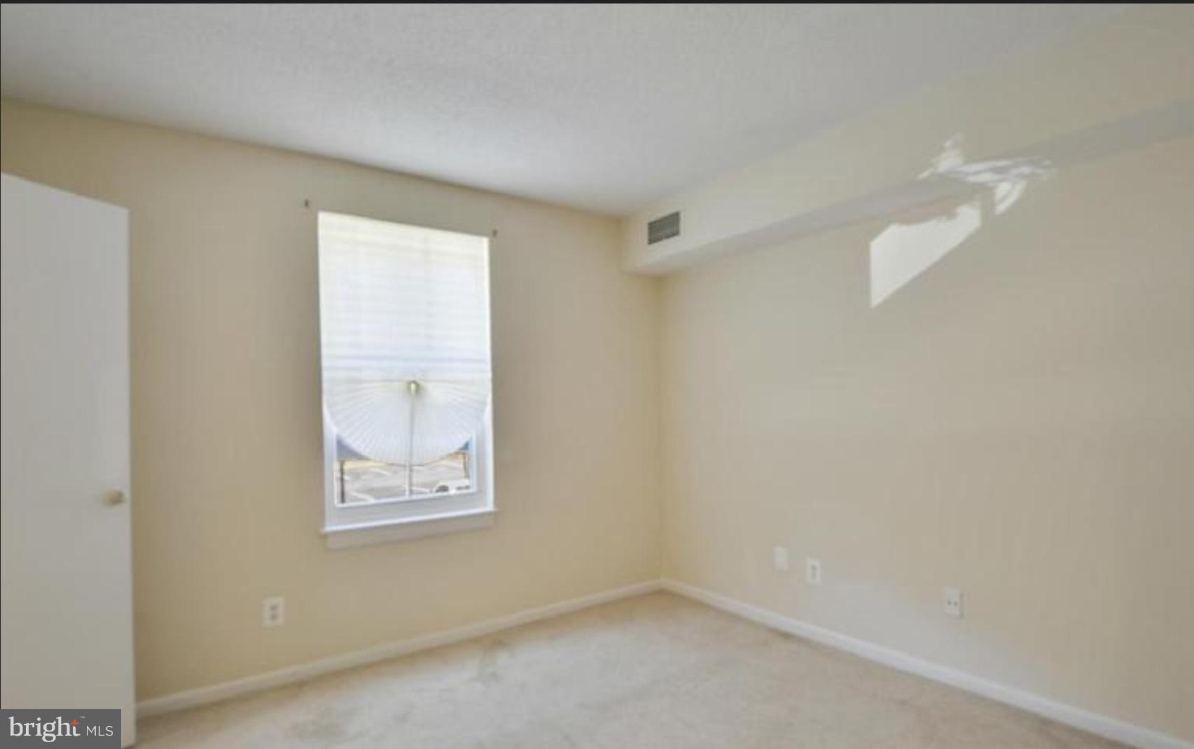 2230 Castle Rock Square, Unit 12C Reston, VA 20191 - Photo 7 of 8 Bedroom