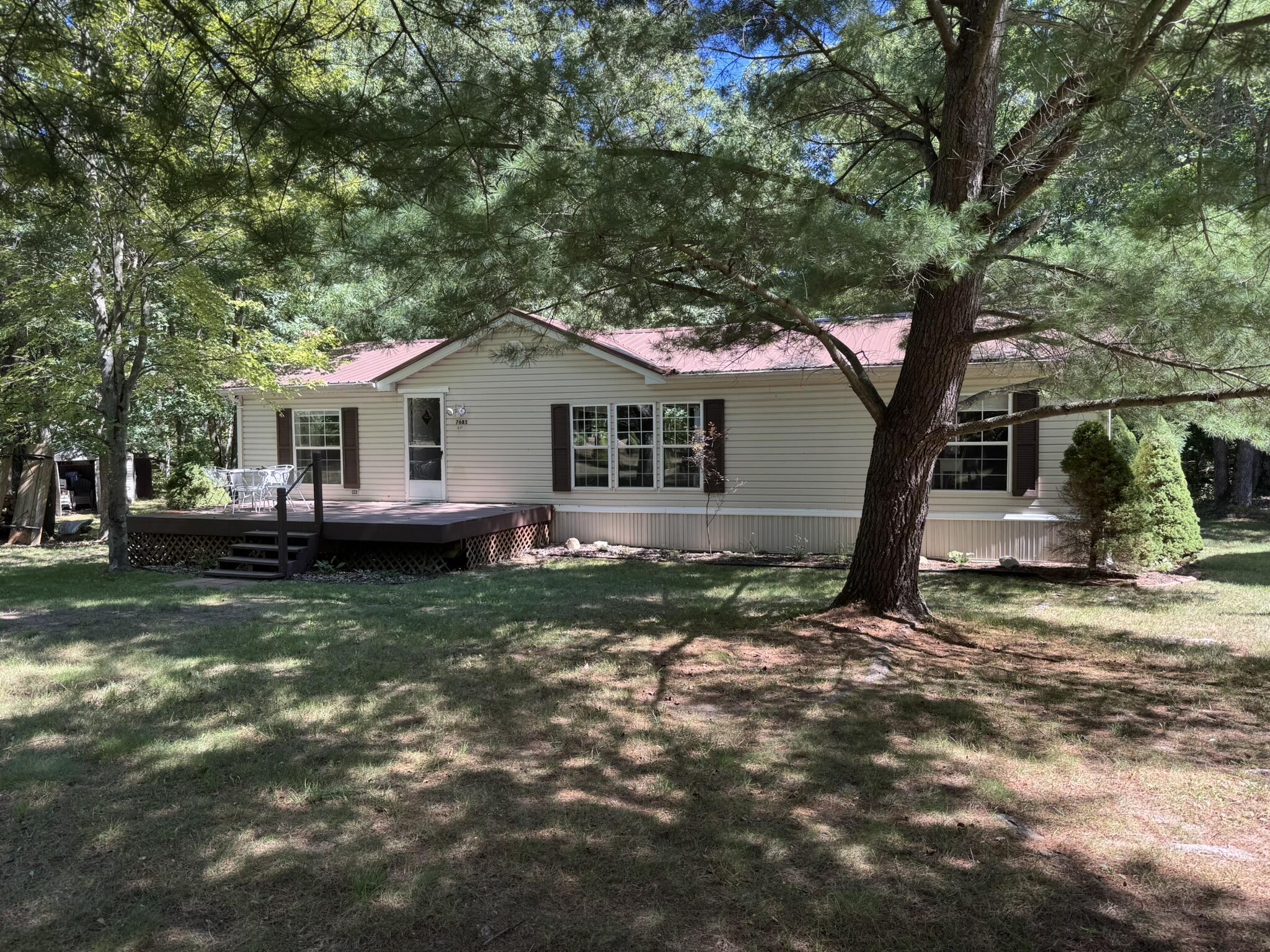 7658 North Johnson Road Irons, MI 49644 - Photo 2 of 31 IMG_0559