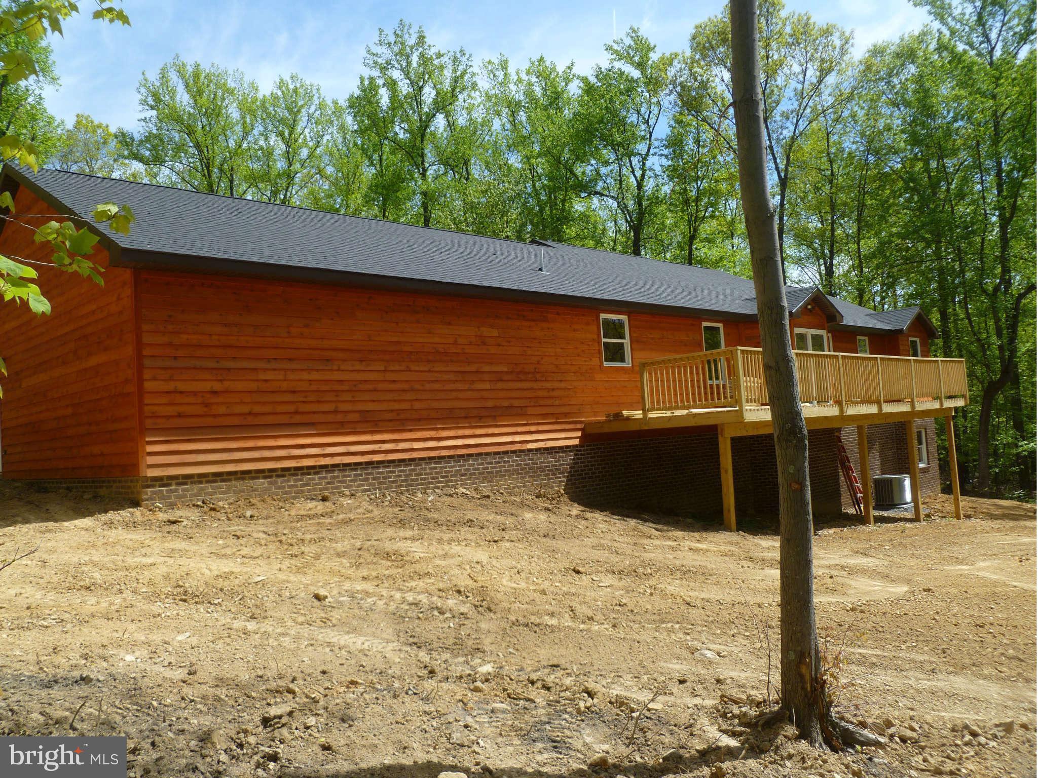 Exterior (Rear)