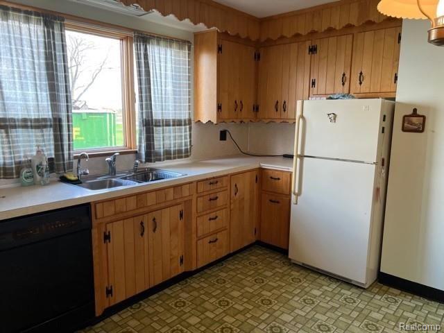 5025 North Branch Road North Branch, MI 48461 - Photo 9 of 21 IMG_0023.jpg