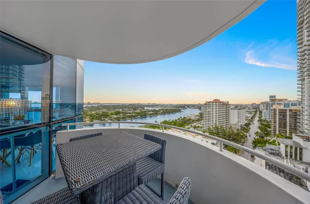 a view of roof deck with city view