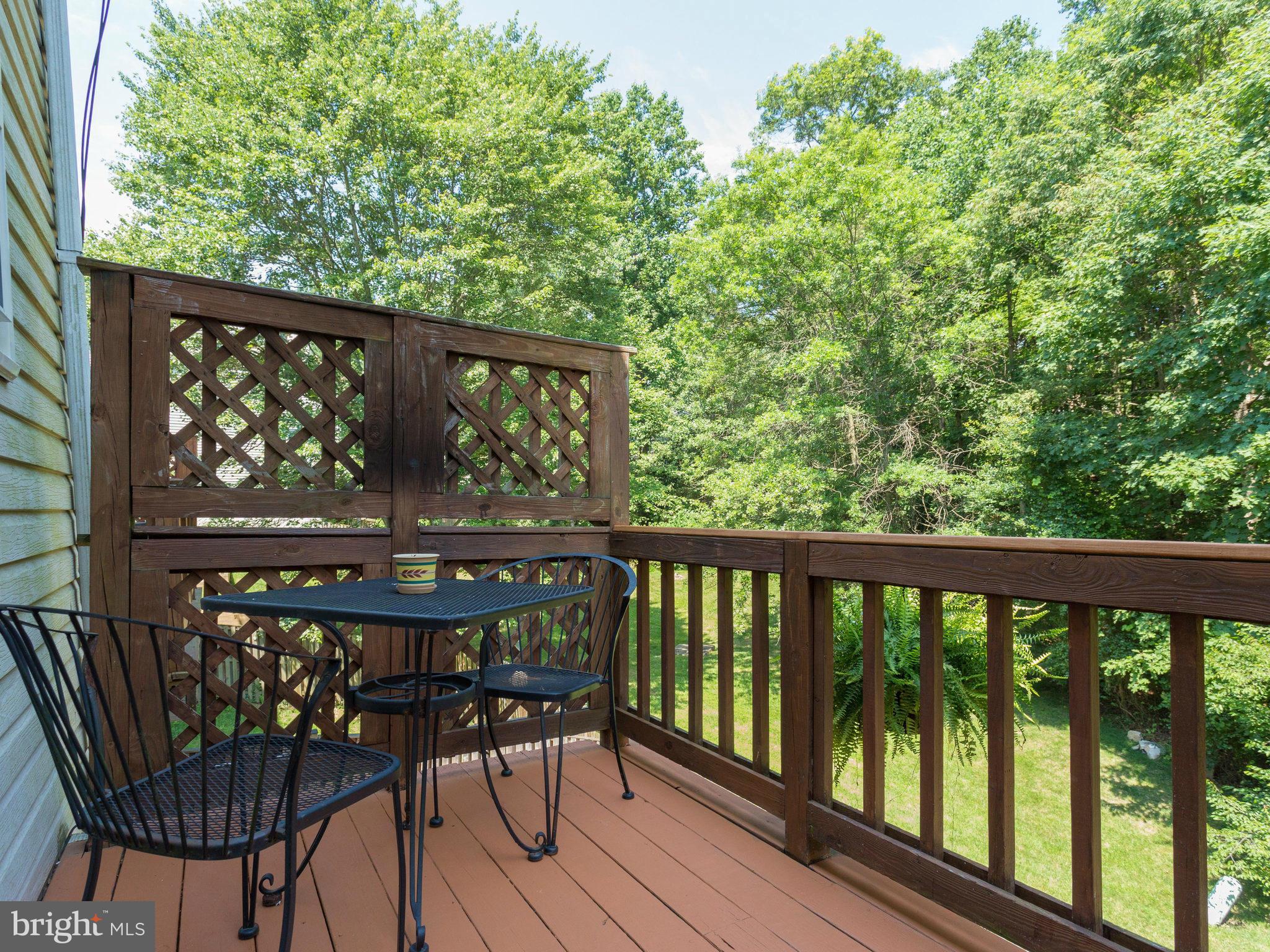 8214 Maple Ridge Avenue Springfield, VA 22153 - Photo 22 of 23 Exterior (Rear)