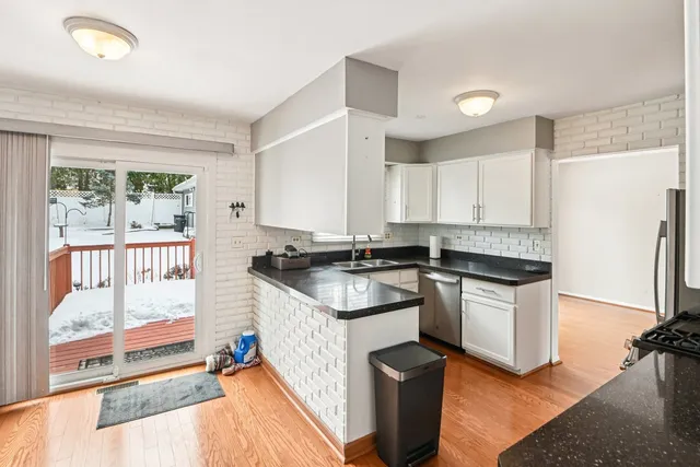 $318,000 | 2705 Jacquelyn Lane, Waukegan, IL 60087