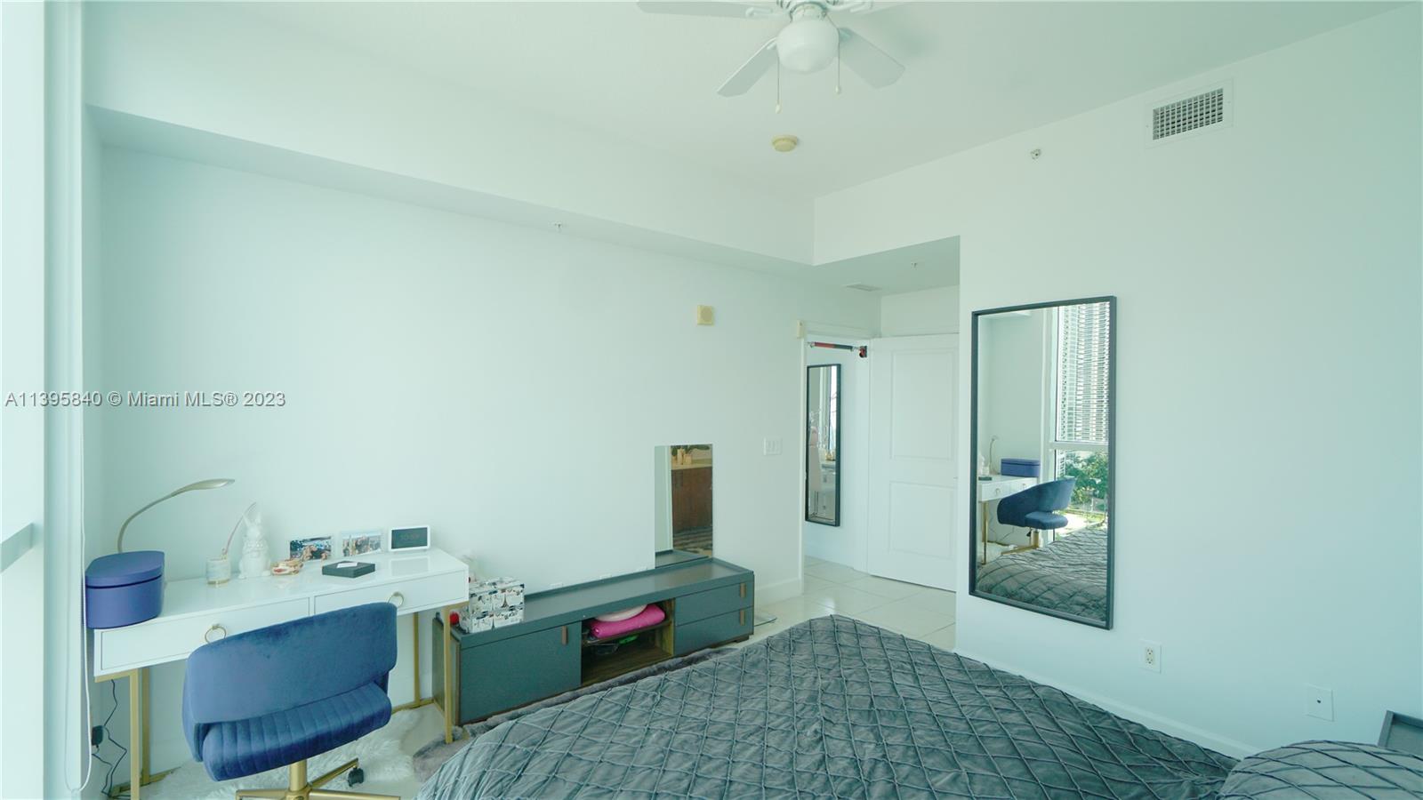 Ocean Marine Yacht Club Hallandale Beach, FL 33009 - Photo 10 of 31