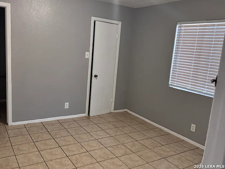 5308 South Pleasant Valley Road, Unit A Austin, TX 78744 - Photo 5 of 7