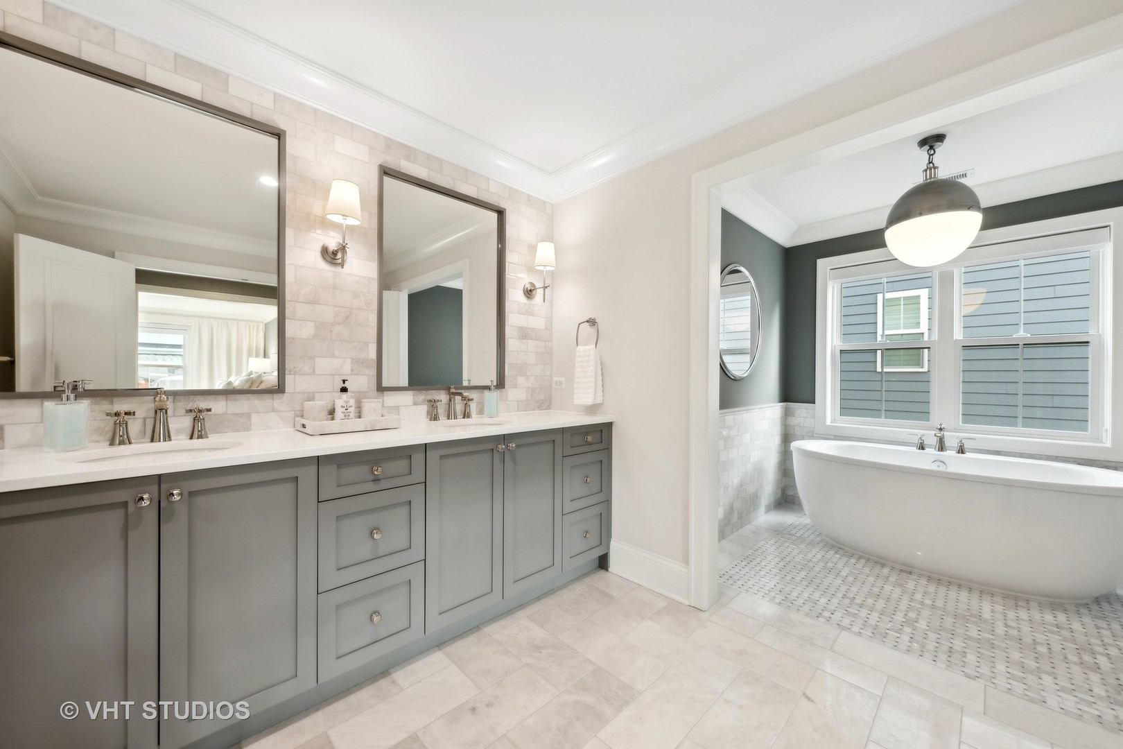 1110 Hickory Drive Western Springs, IL 60558 - Photo 30 of 55 a spacious bathroom with a tub sink and mirror