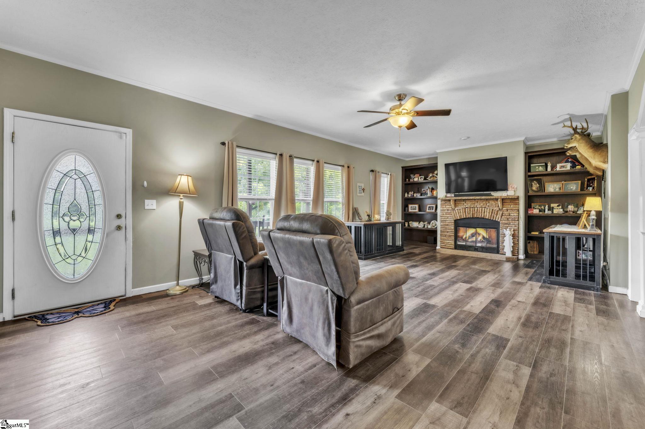 99 Starnes Road Laurens, SC 29360 - Photo 2 of 25 Gallery Image 2