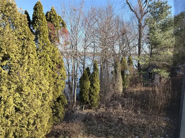 $1,150,000 | 351 County Road, Barrington, RI 02806