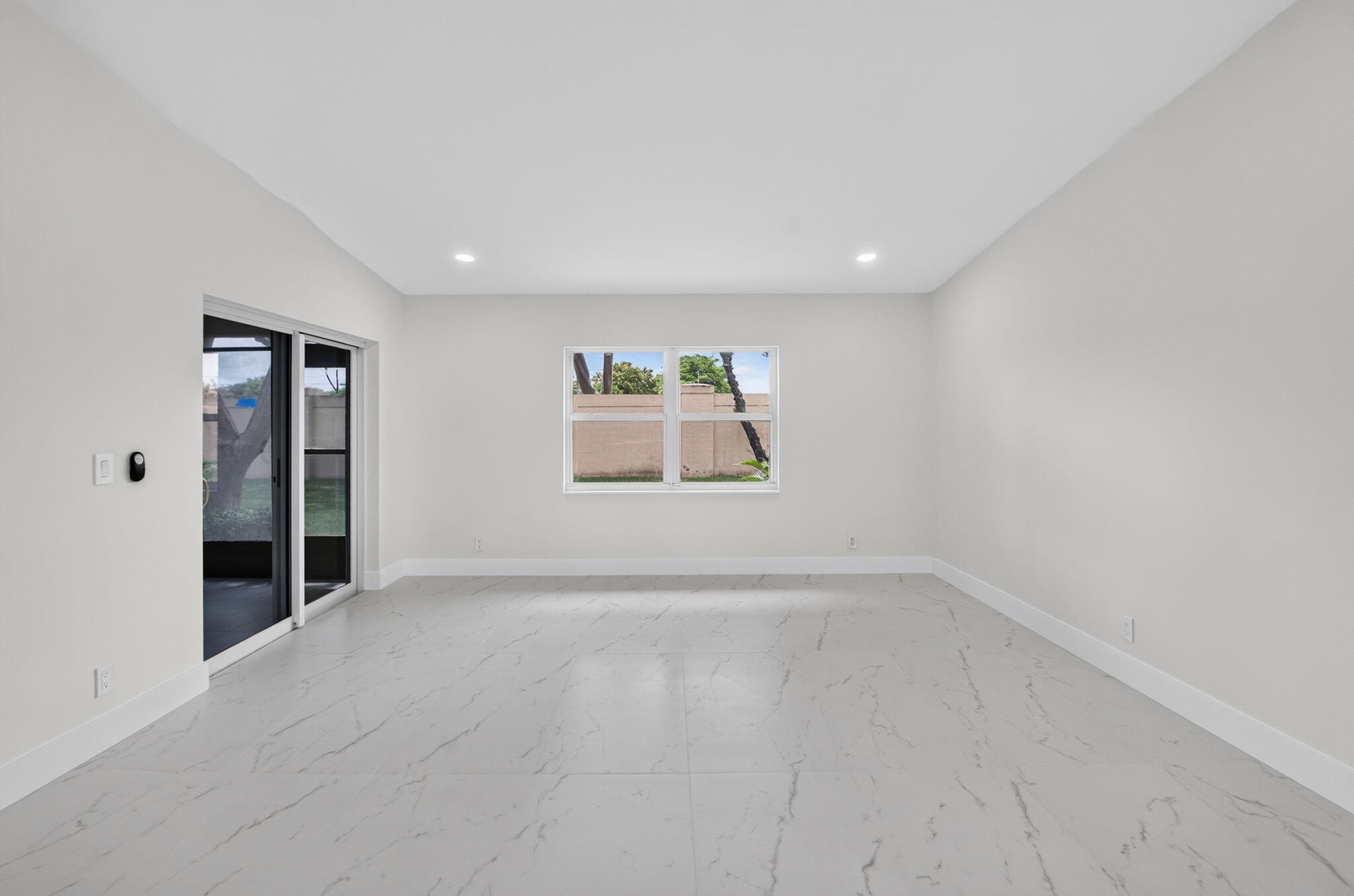 8224 Summerbreeze Lane Boca Raton, FL 33496 - Photo 10 of 35 10-web-or-mls-DSC_5680