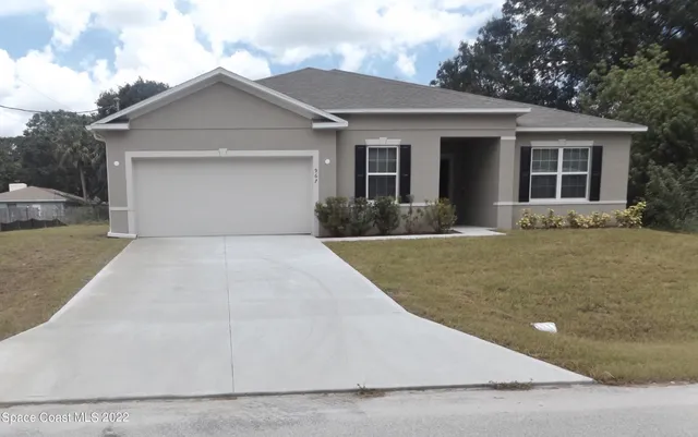 $2,000 | 967 Zambrana Street Southeast, Palm Bay, FL 32909